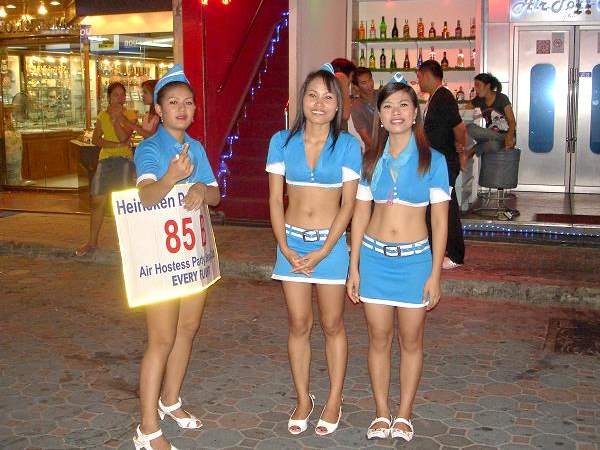 Bars und Nachtleben in Pattaya am Abend